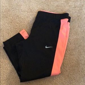 Nike crop dri-fit leggings